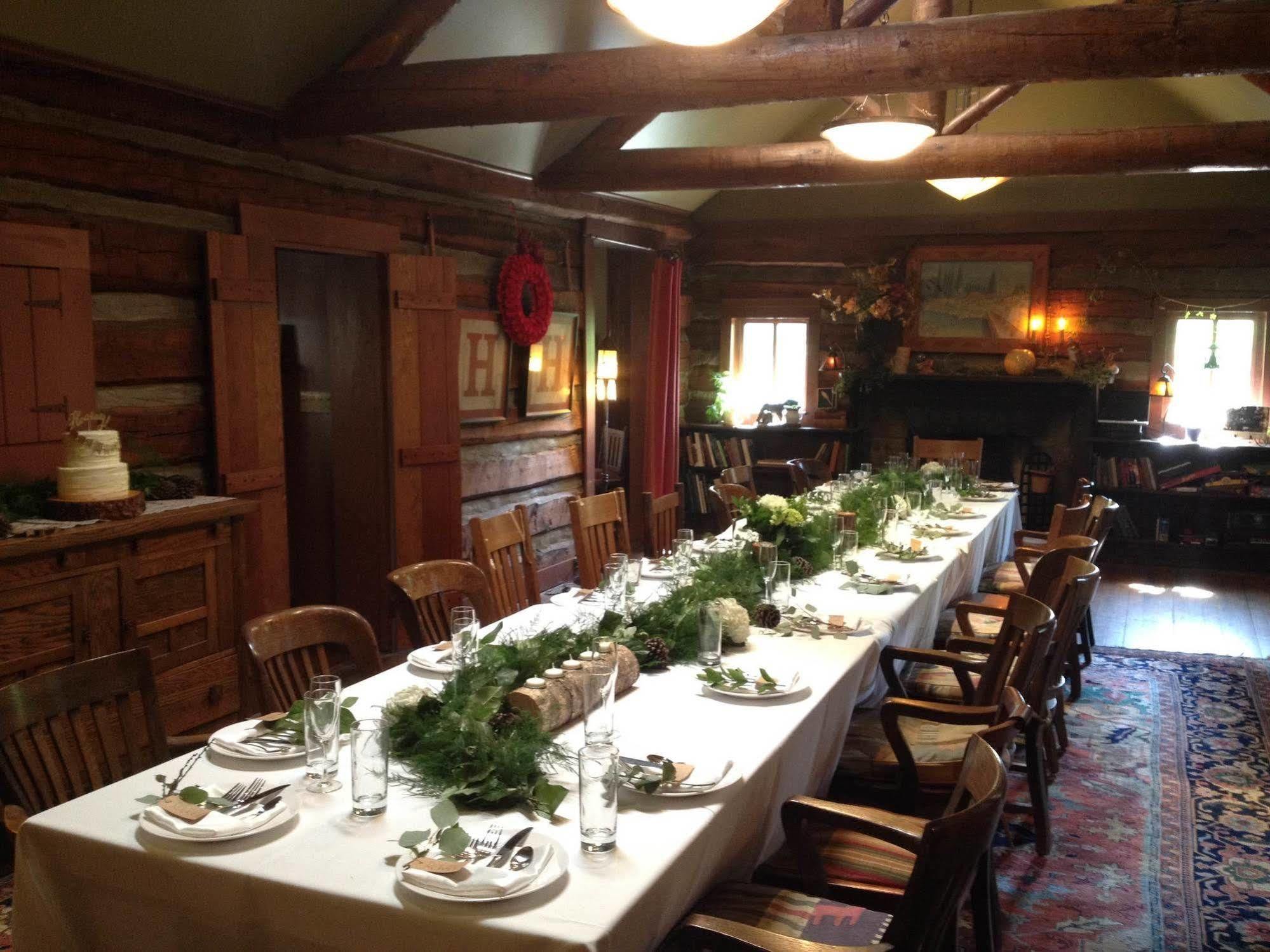 Highland Haven Creekside Inn Evergreen Dış mekan fotoğraf